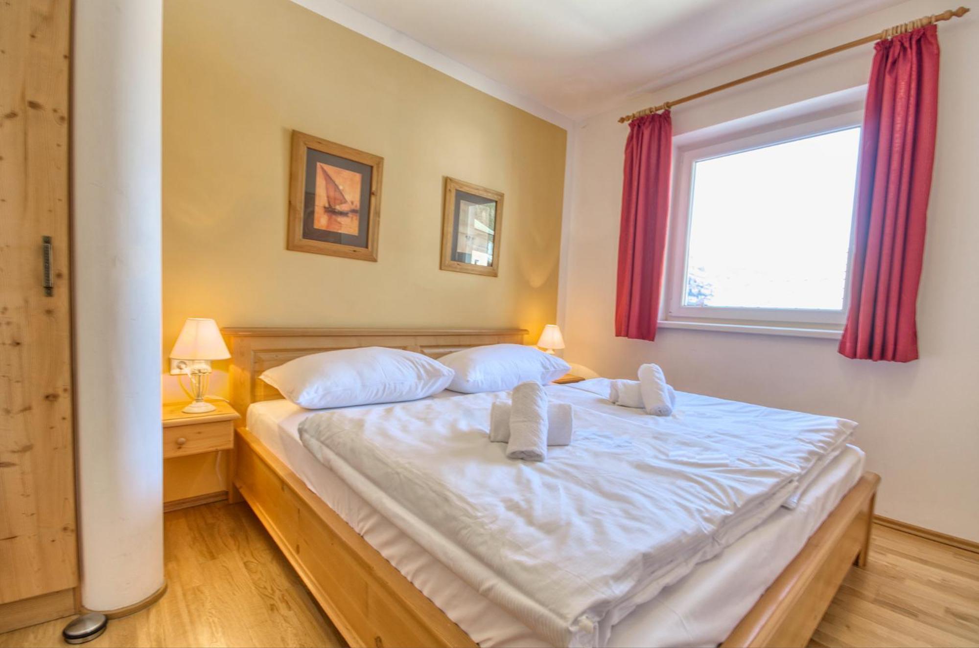 Apartment Dunn - By Alpen Apartments Бад Гащайн Екстериор снимка